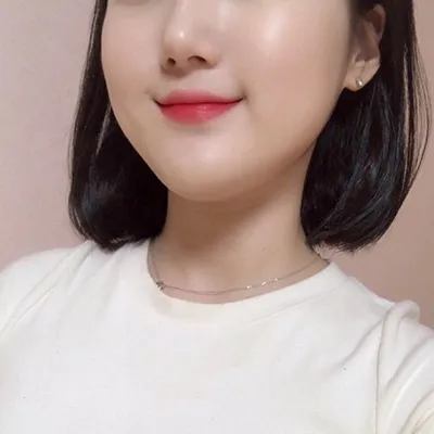 [顏面輪廓] 嚇 - 方下巴